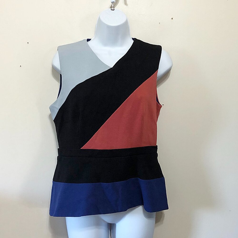 BCBGMaxazria Bold Neutral Back Zip Sleeveless Lined Peplum Nataliah Top Size M